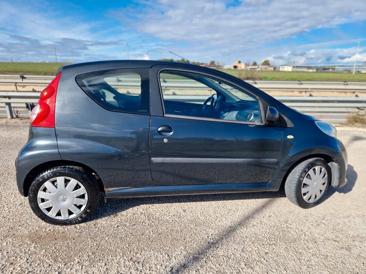 Peugeot 107 1.0 68CV 3p. Desir