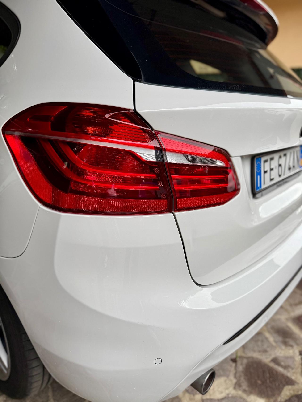 Bmw 2er Active Tourer 218d Luxury