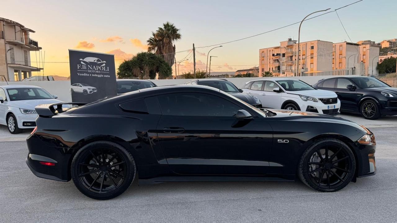 Ford Mustang Fastback 5.0 V8 TiVCT aut. GT