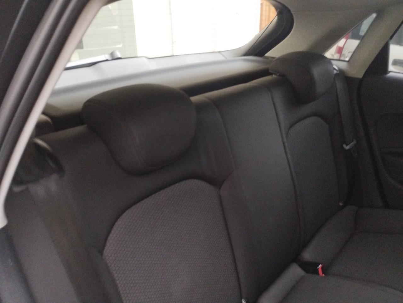 Audi A1 SPB 1.6 TDI S line edition