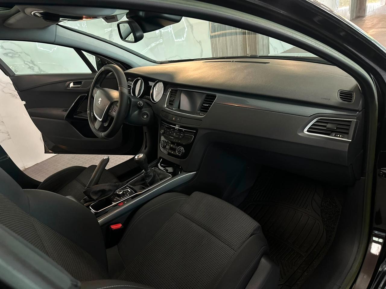 Peugeot 508 2.0 HDi 163CV SW Ciel Active