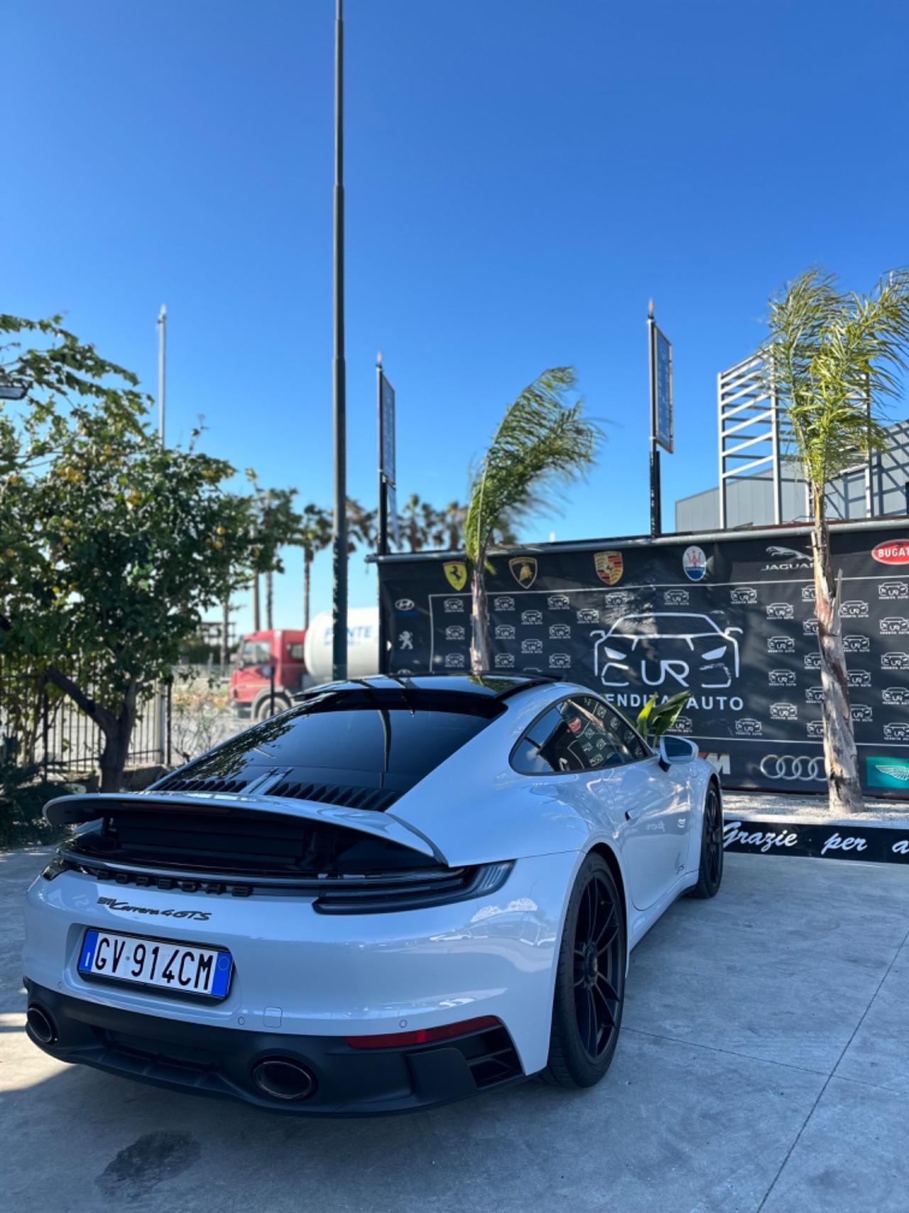 Porsche 911 ALLESTIMENTO 992 Carrera 4 GTS