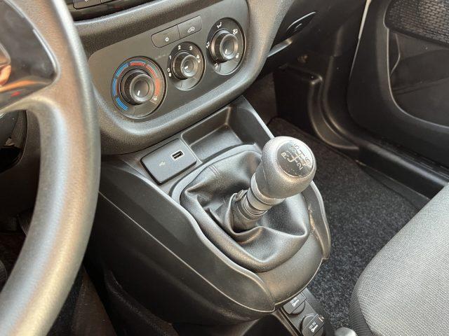 FIAT Doblo 1.6MJT 105CV 3Posti