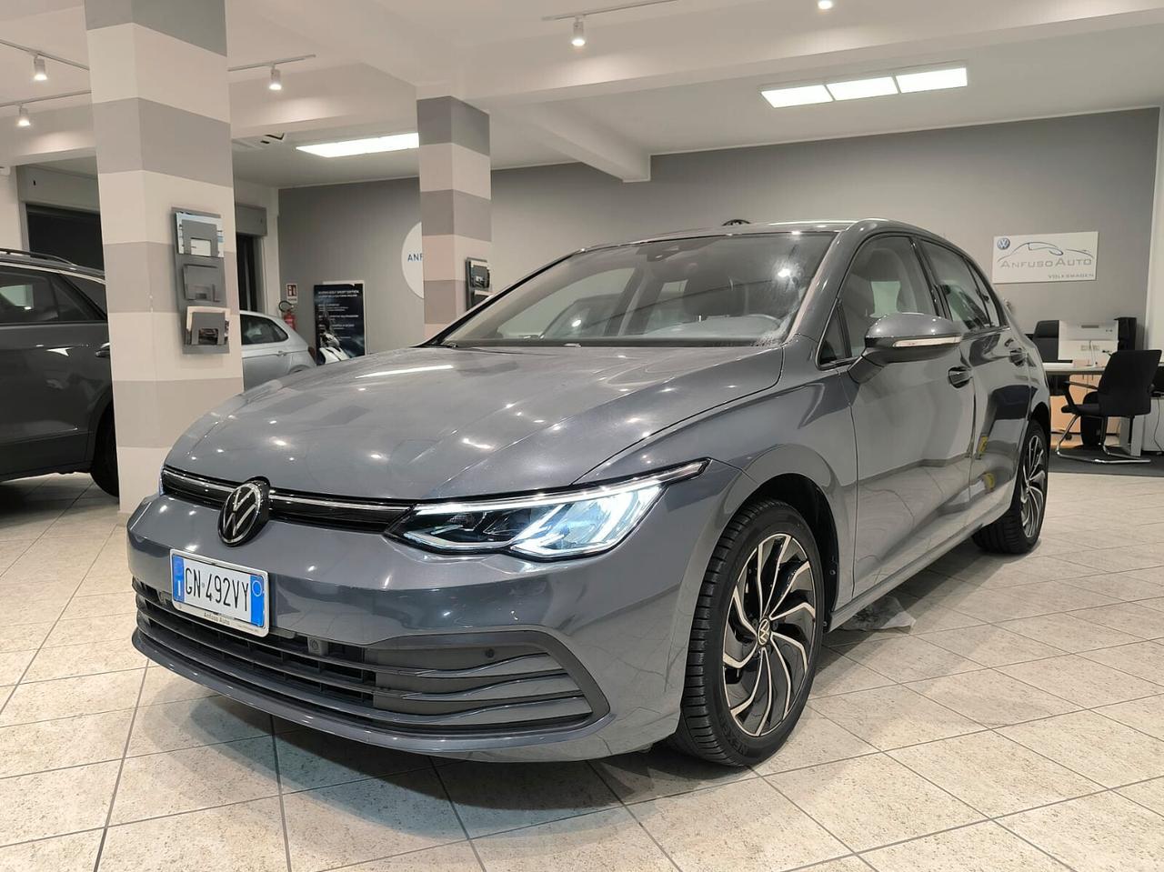 Volkswagen Golf 1.0 TSI EVO Life