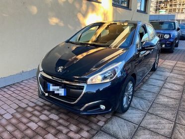 PEUGEOT 208 1° serie PureTech 82 5 porte Allure NEOPATENTATO