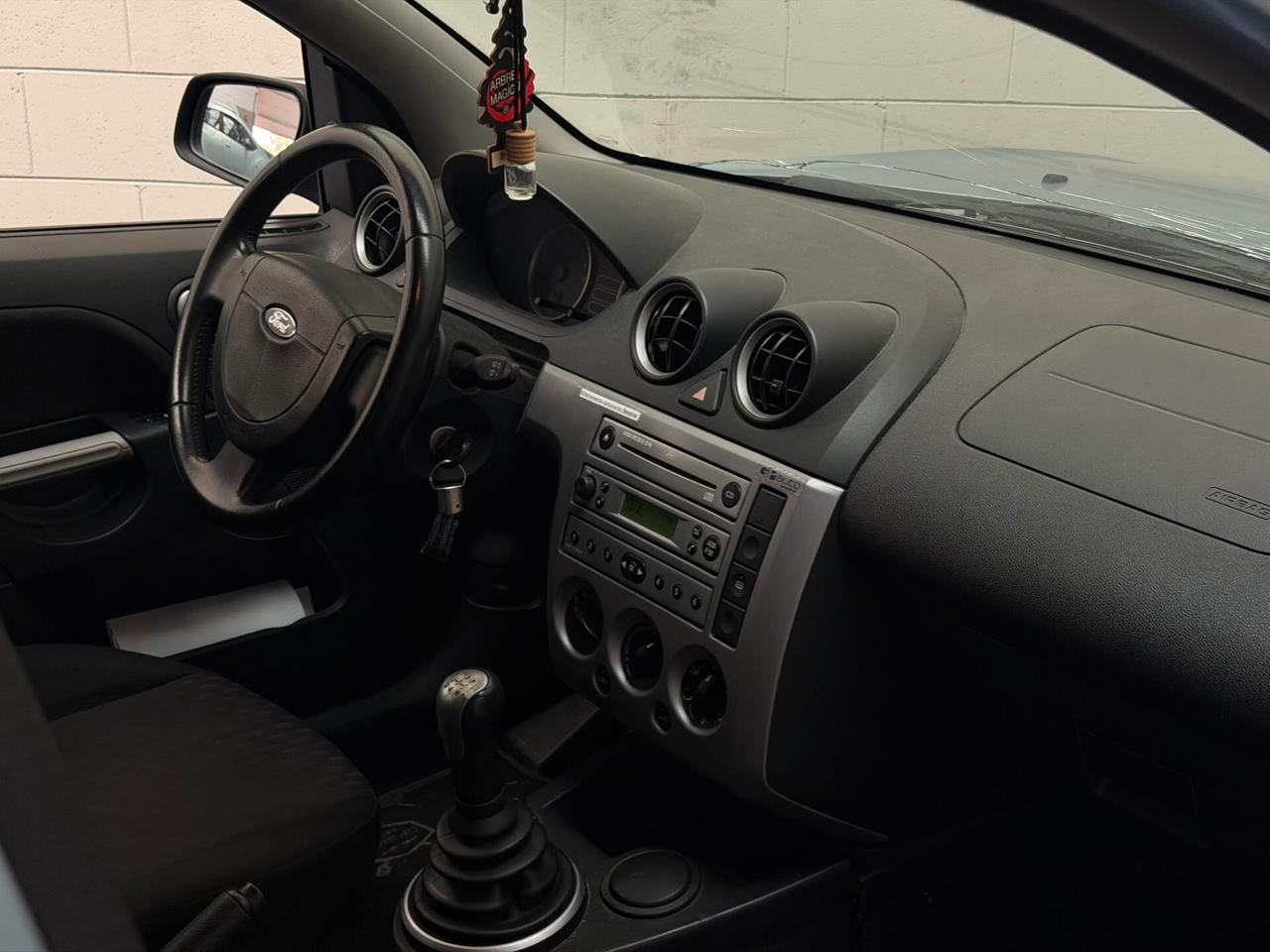 Ford Fiesta 1.2 16V 5p. Collection