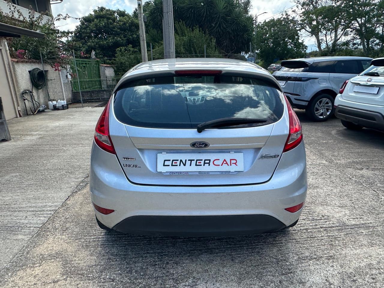 Ford Fiesta 1.4 TDCi 68CV 5 porte Titanium