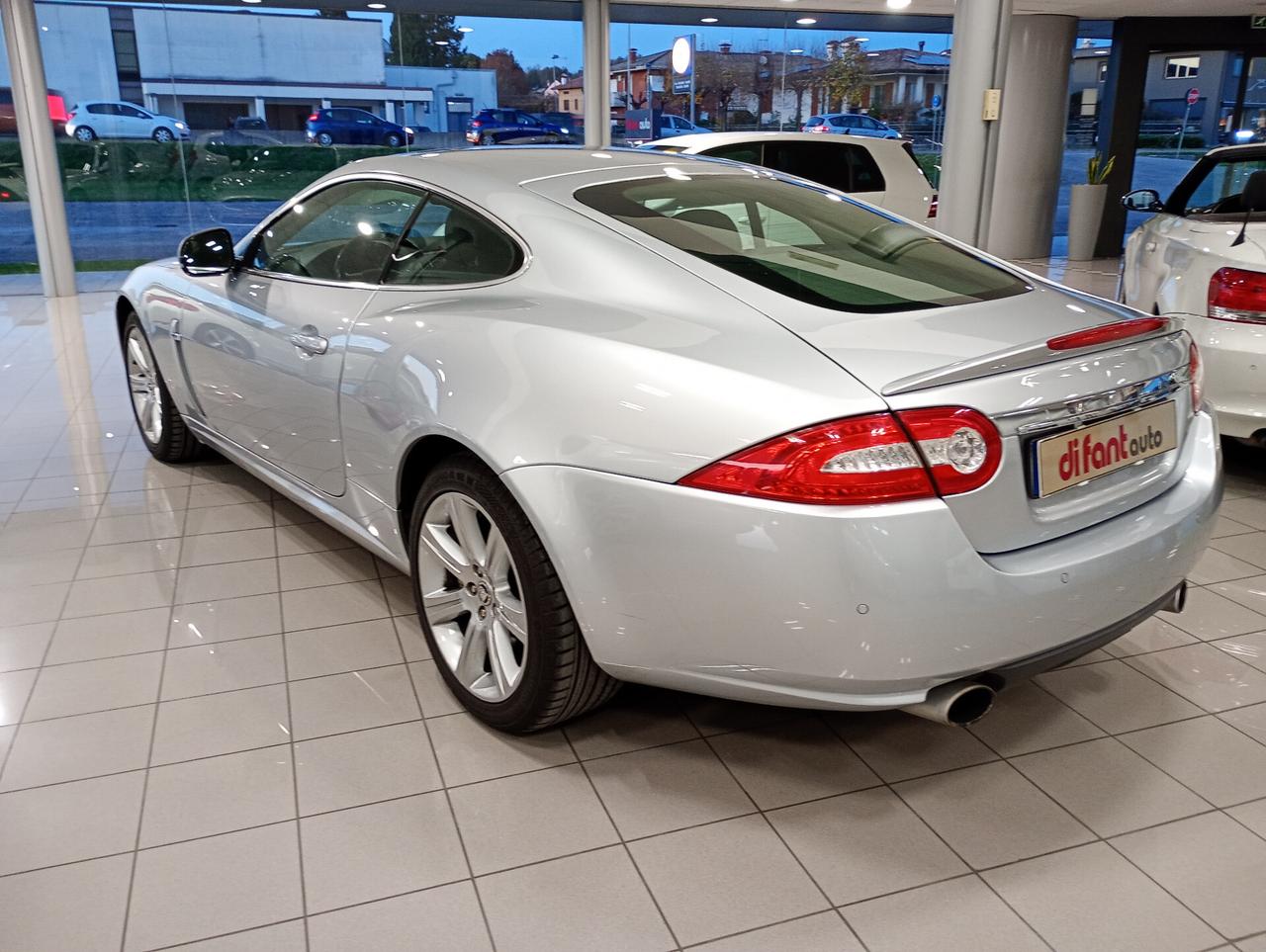 Jaguar XK 5.0 V8 Coupé