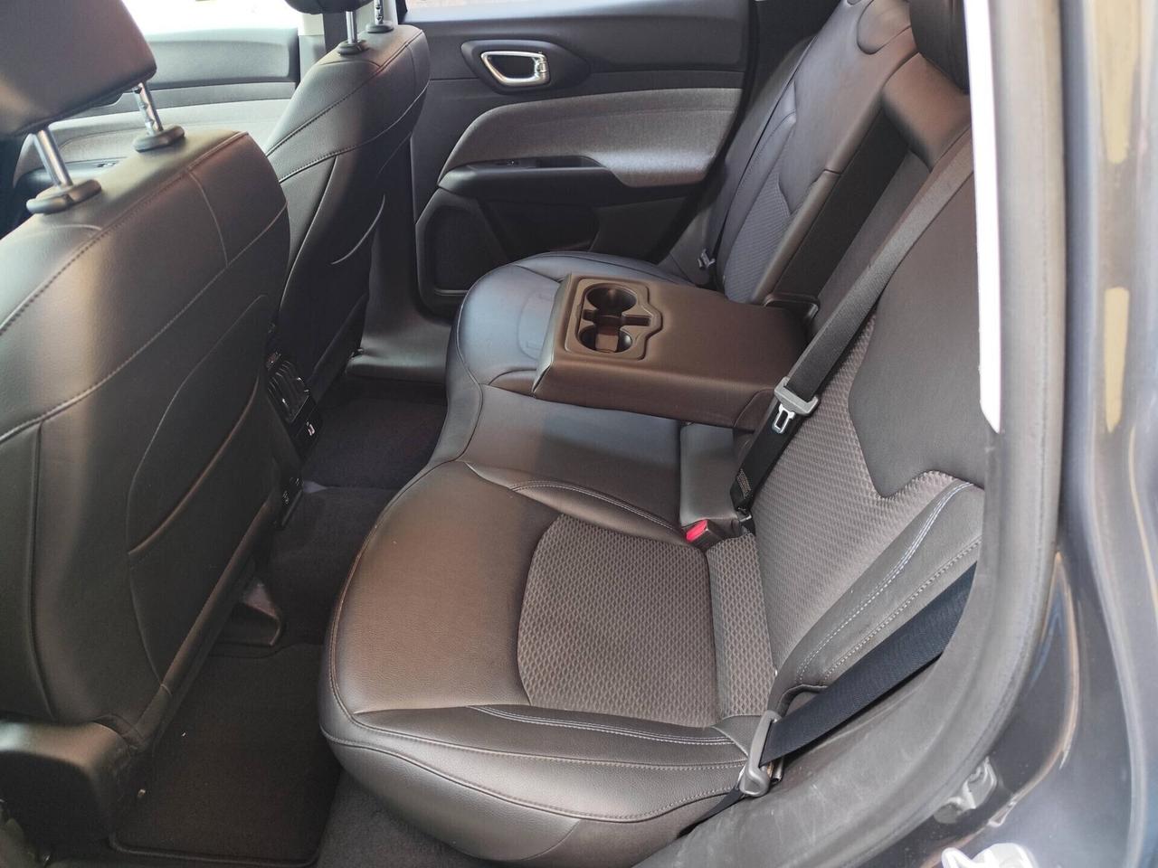 Jeep Compass 1.6 Business 120cv - 2021