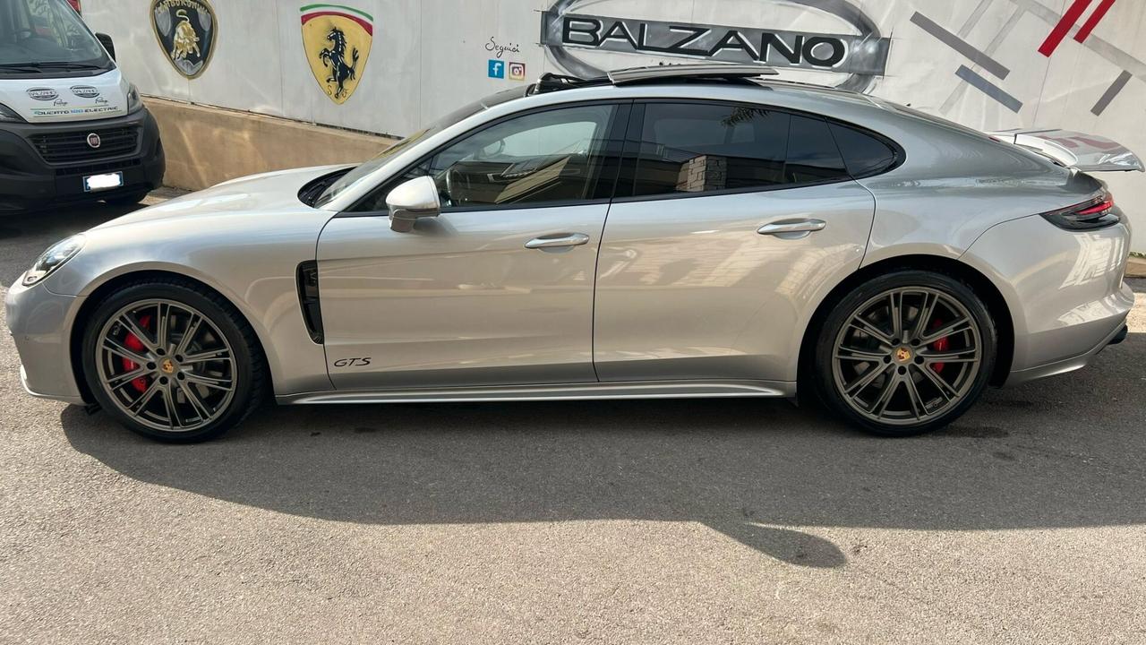 PORSCHE PANAMERA 4.0 GTS 2019 460CV STRAFULL