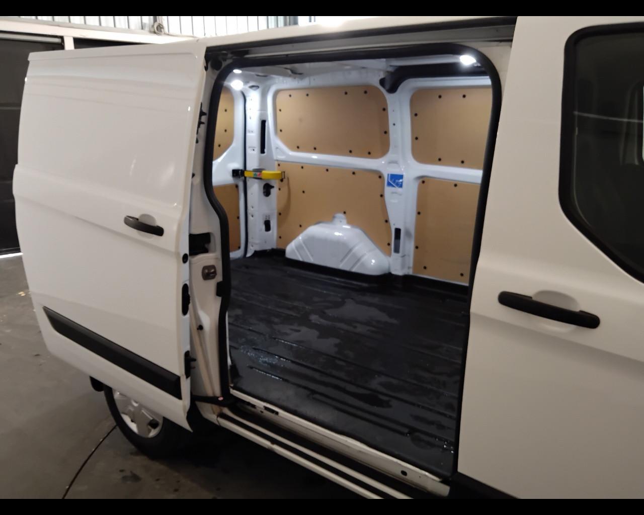 FORD Transit Custom 280 2018 - transit custom 280 2.0 tdci 130cv