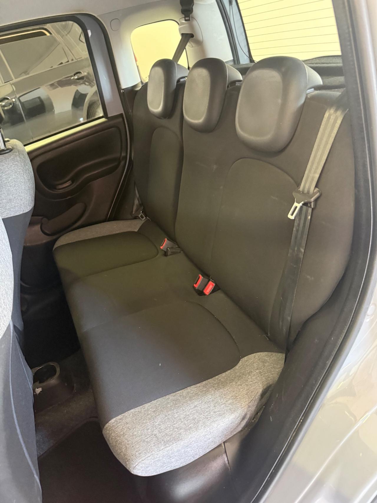 Fiat Panda 1.0 FireFly S&S Hybrid Red