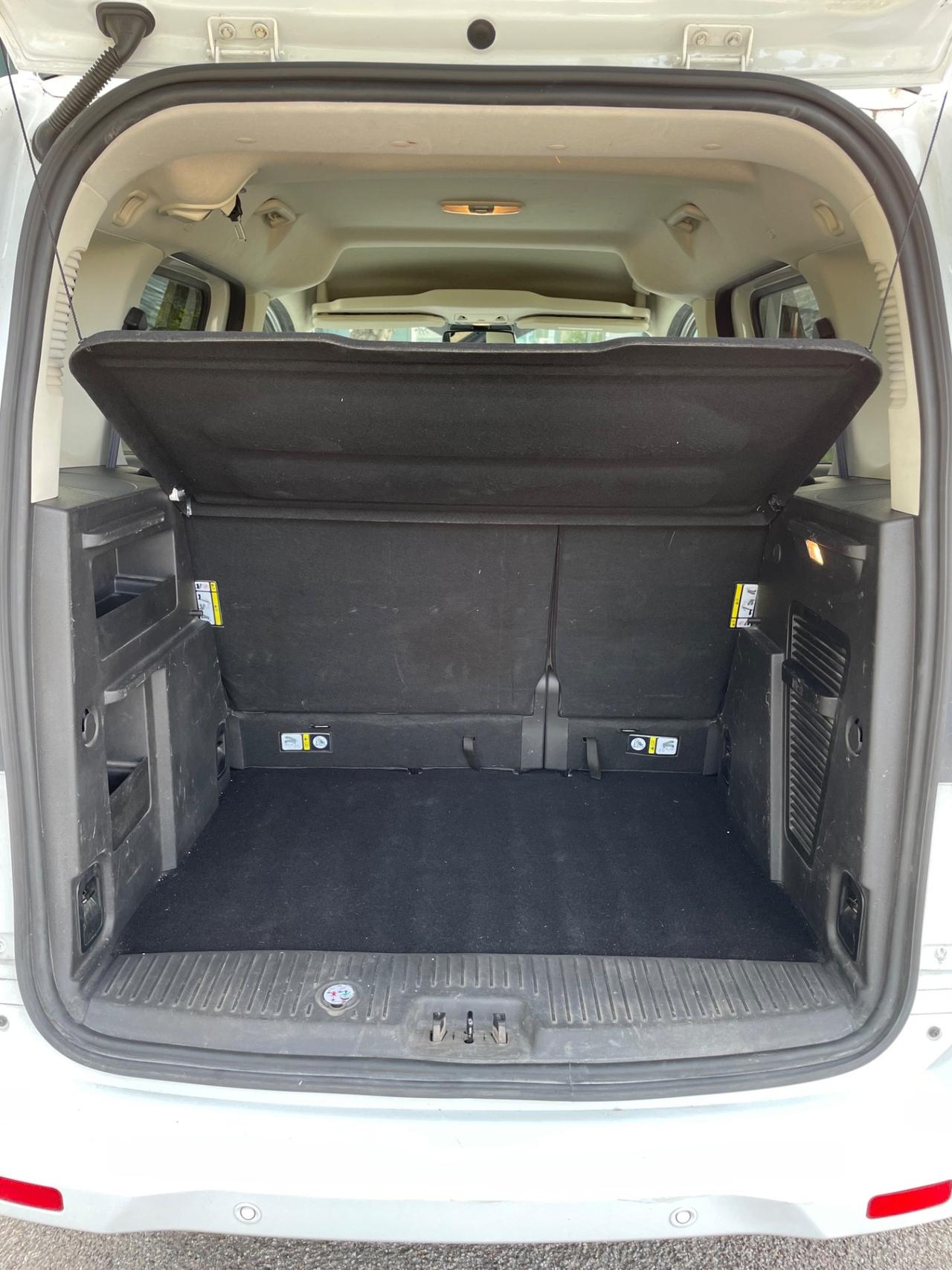 Ford Tourneo Courier 1.5 TDCI 100 CV Sport