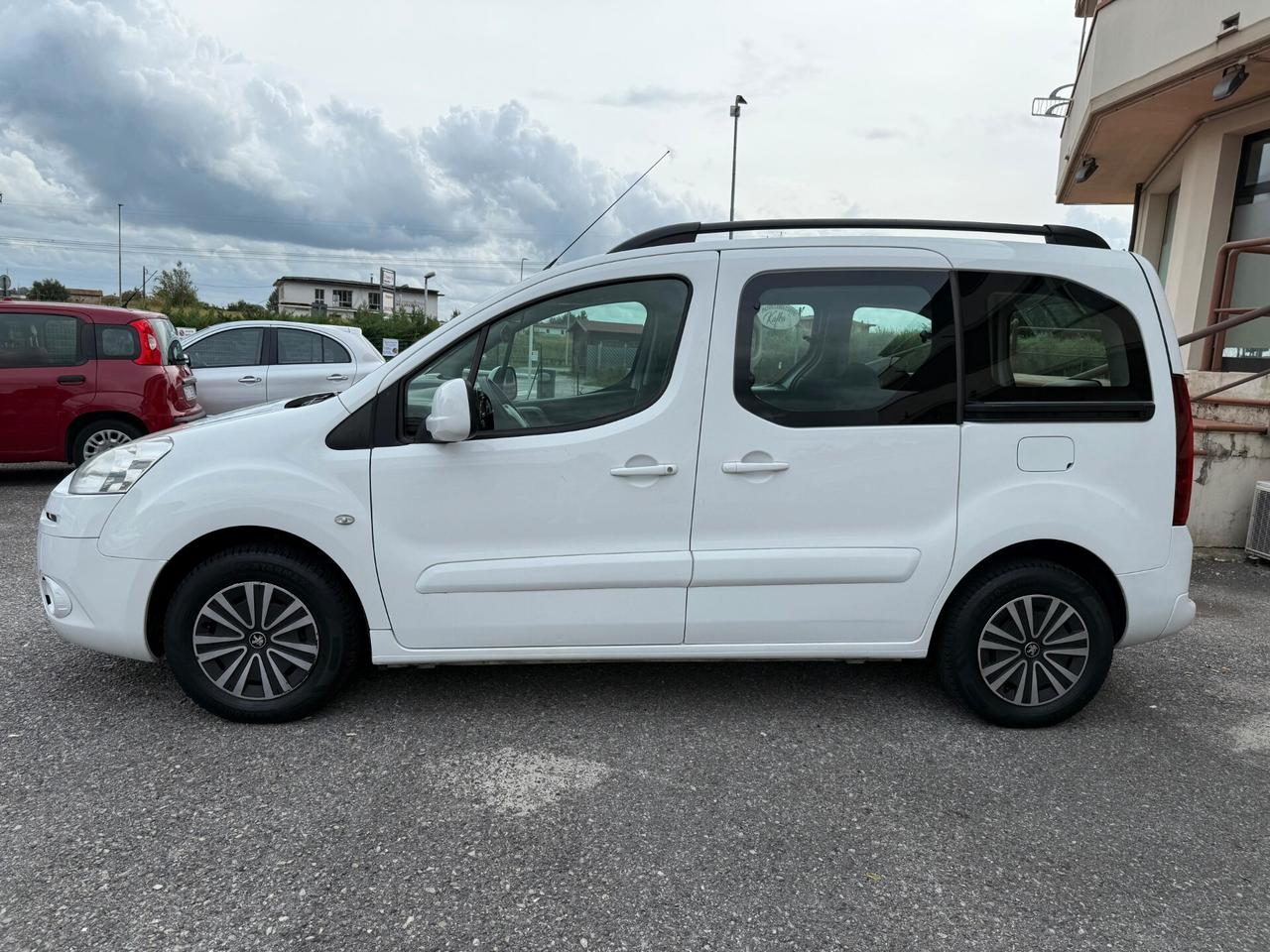 Peugeot Partner Tepee 1.6 HDi 92CV Outdoor