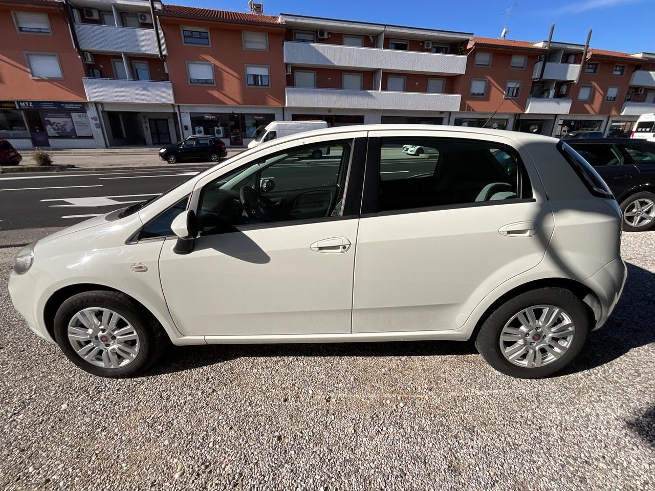 Fiat Punto 1.3 MJT II 75 CV 5 porte Lounge