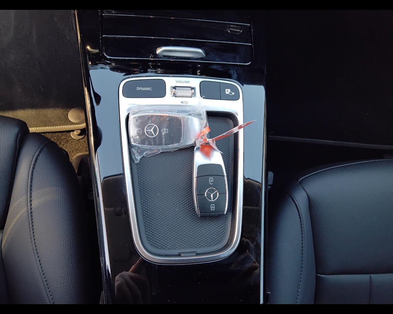 Mercedes-Benz Classe A - W177 2023 - A 180 d Progressive Advanced auto