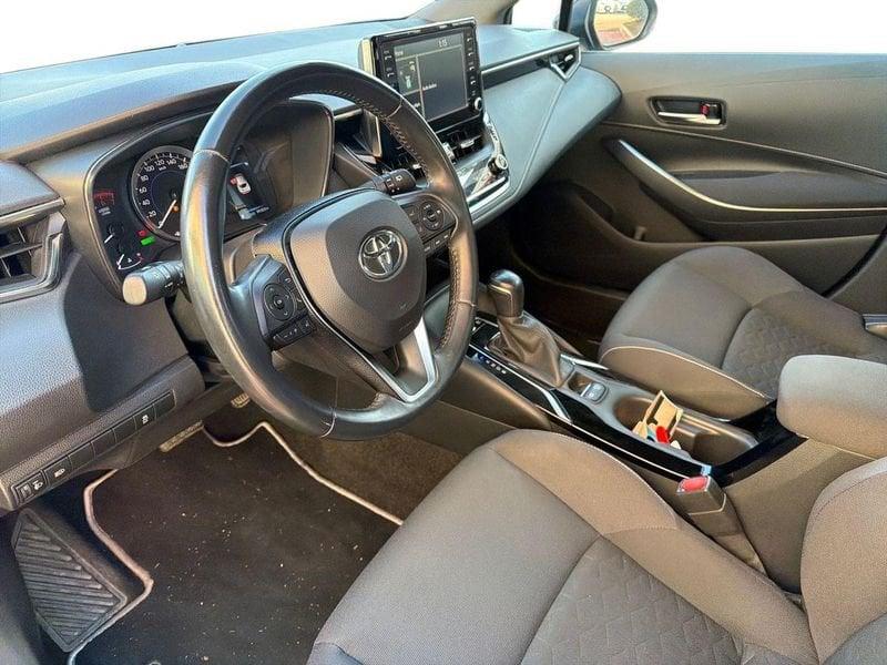 Toyota Corolla Corolla 1.8h Active cvt