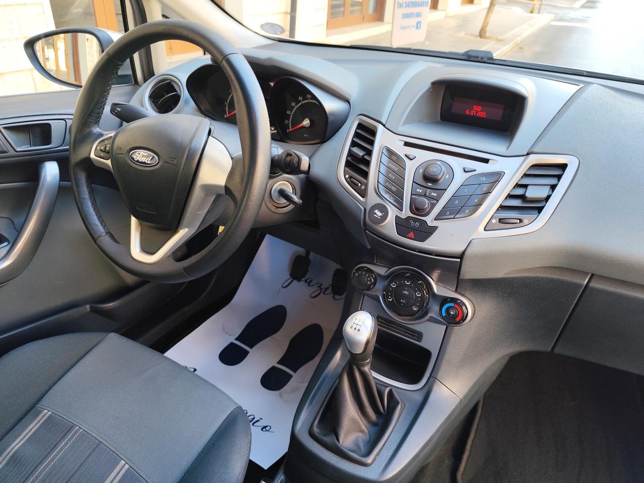 Ford Fiesta 1.2 82cv Benzina 5 porte
