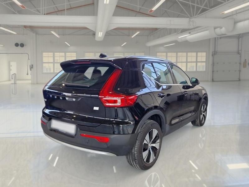 VOLVO XC40 T4 RECHARGE PLUG-IN AUTO CORE SUV