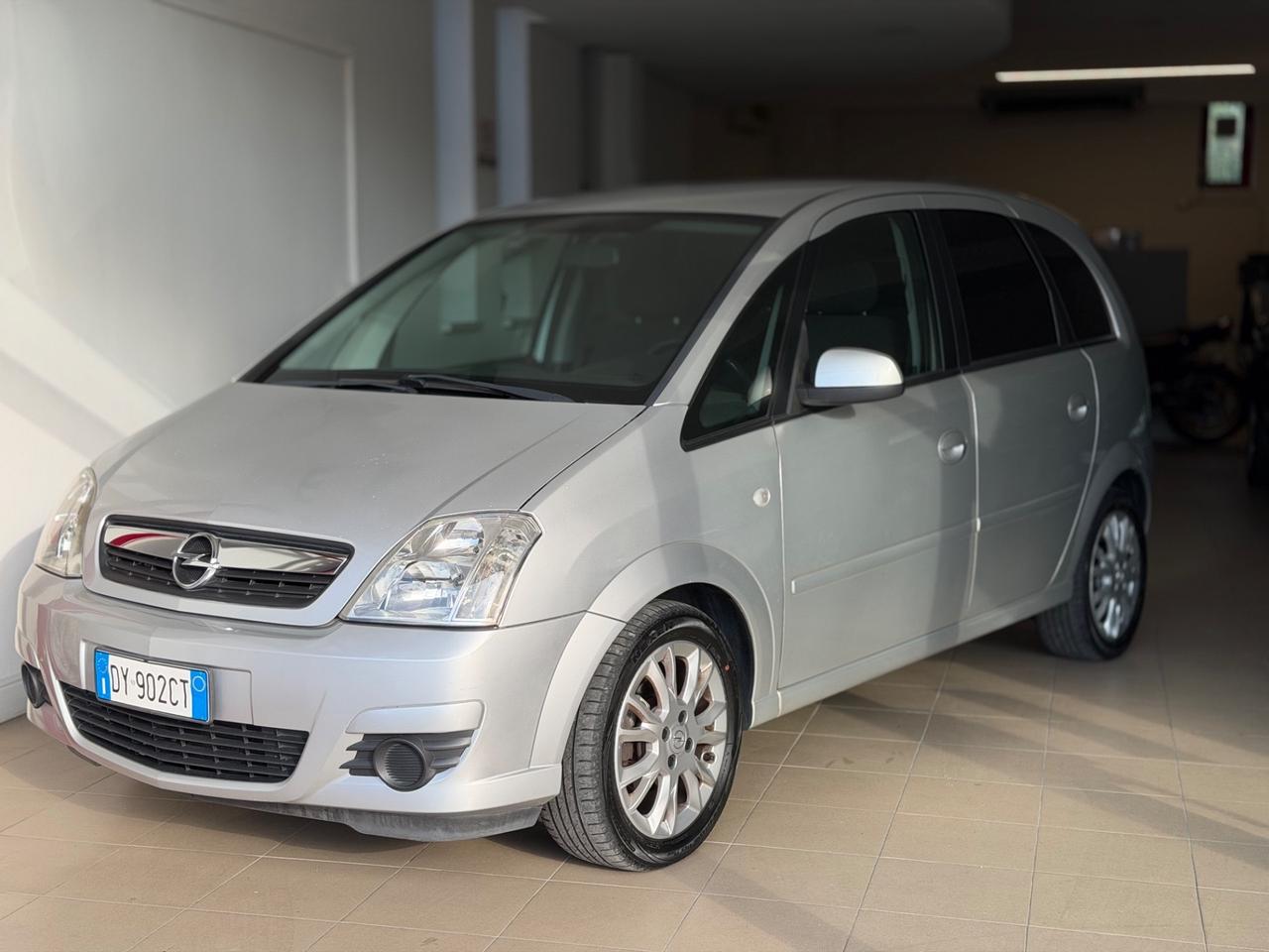 Opel Meriva 1.4 16V GPL-TECH Enjoy