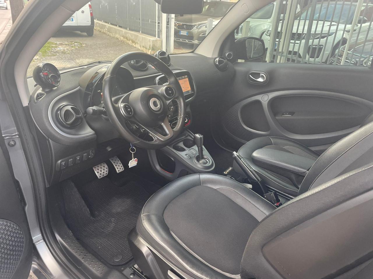 Smart ForTwo BRABUS 0.9 Turbo twinamic cabrio