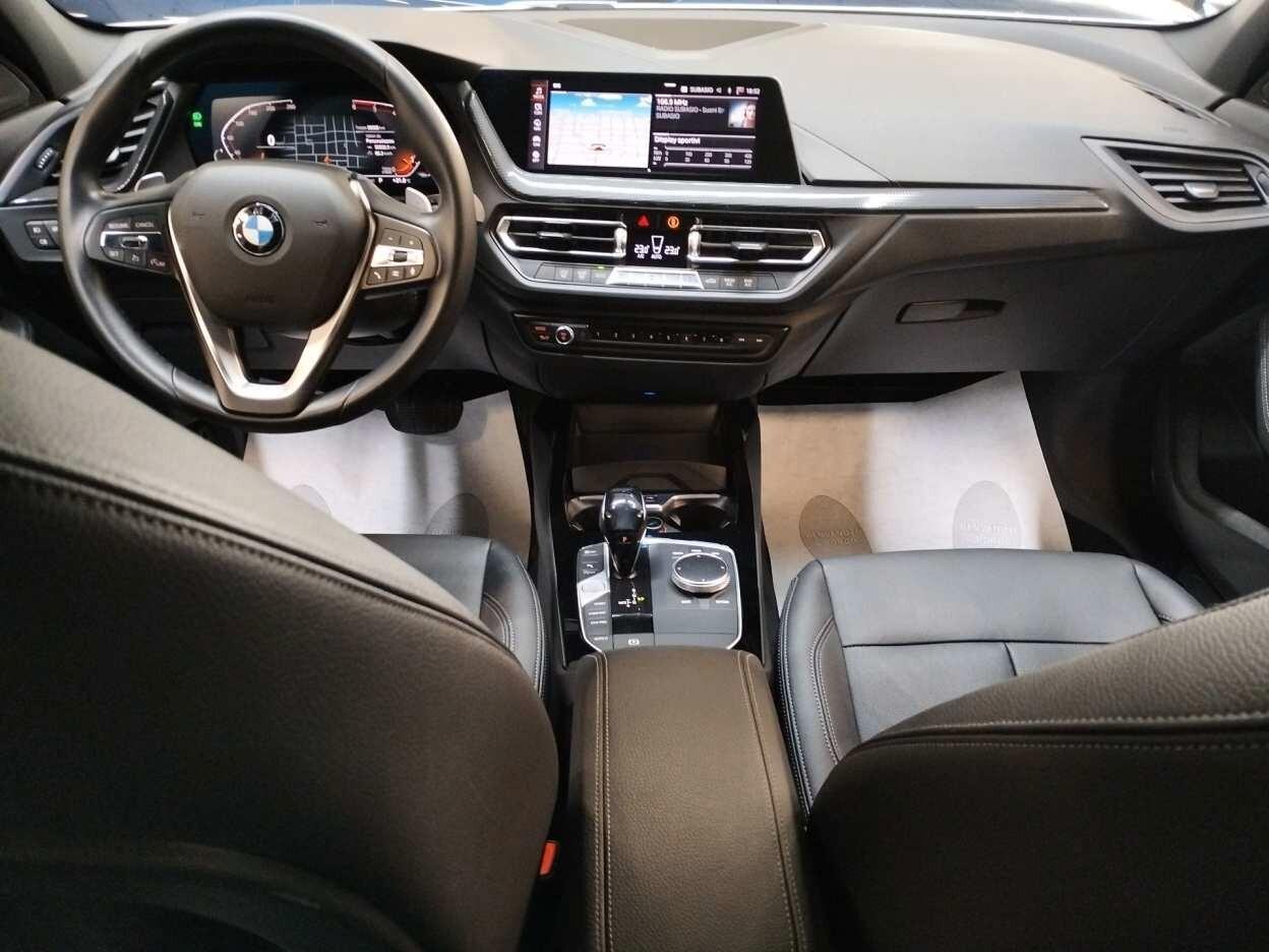BMW 118 d Serie 1 F40 Sport auto