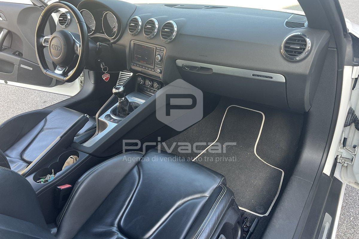 AUDI TTS Coupé 2.0 272 CV TFSI quattro