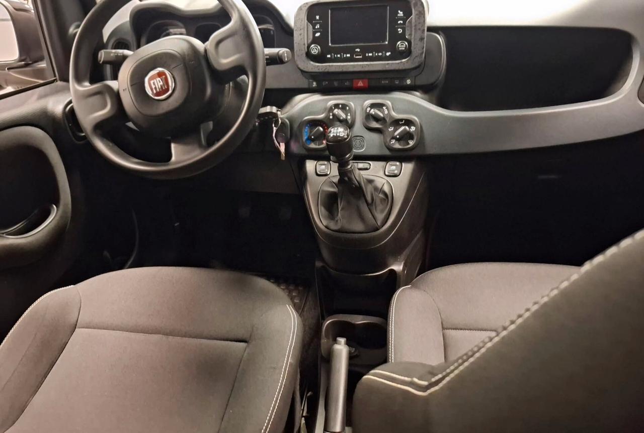 Fiat Panda 1.0 Hybrid City Cross full optional