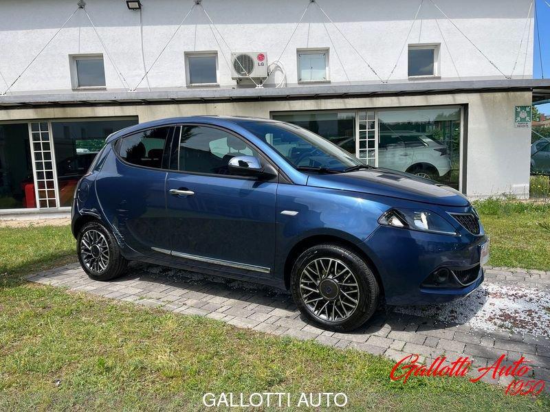 Lancia Ypsilon 1.0 FireFly 70cv S&S Hybrid GOLD