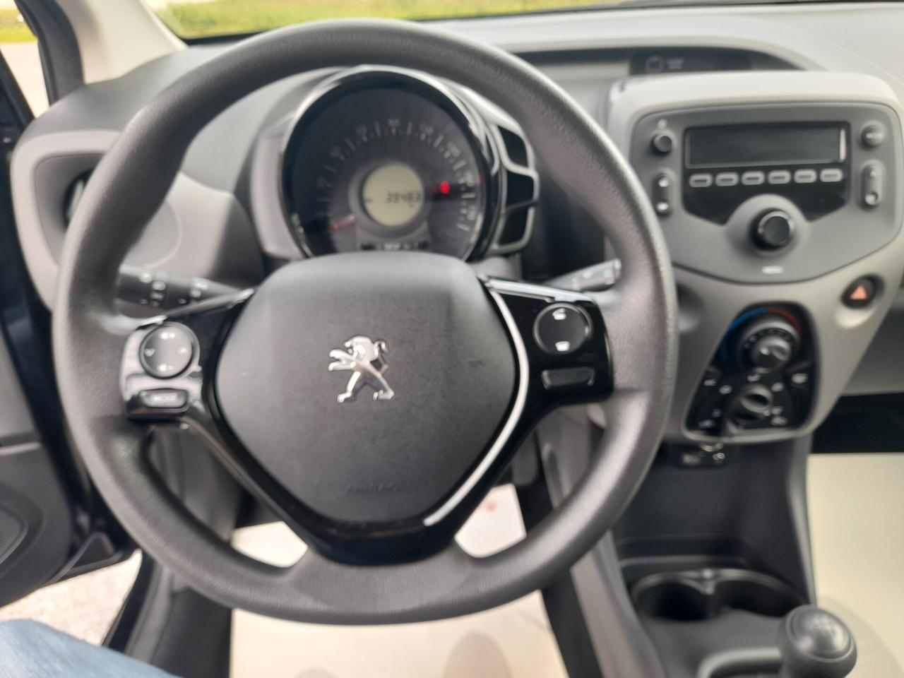 Peugeot 108 VTi 72 S&S 5 porte Style PARI AL NUOVO