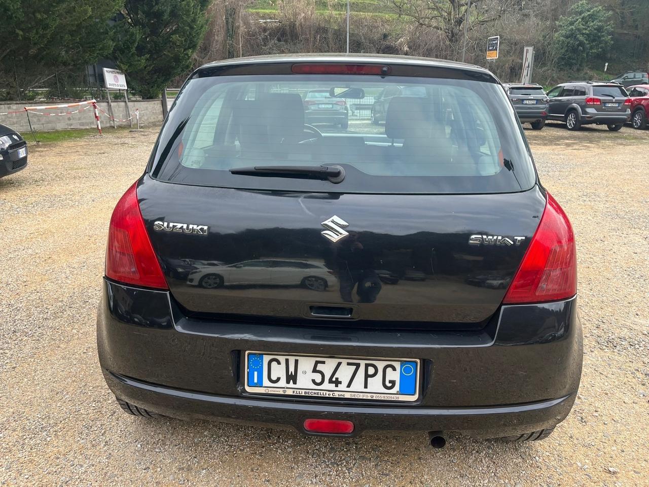 Suzuki Swift 1.3 Benzina - Neopatentati