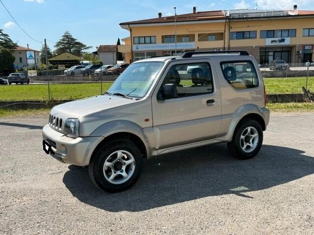 Suzuki Jimny 1.3i 16V 4WD JLX solo 64000km!