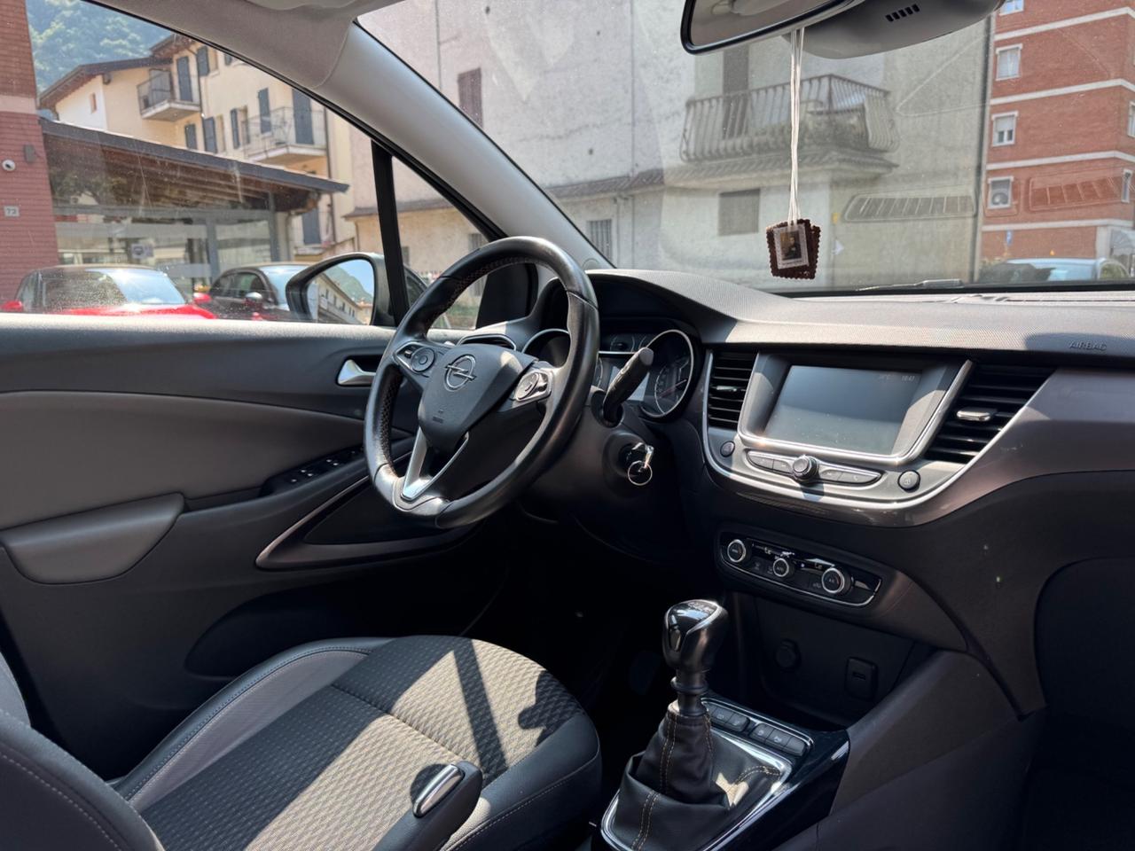 Opel Crossland X TAGLIANDTA - CON SOLI 63.000KM