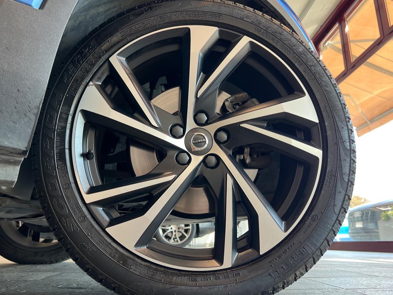 Volvo XC40 2.0 d4 R-design awd geartronic Rdesign