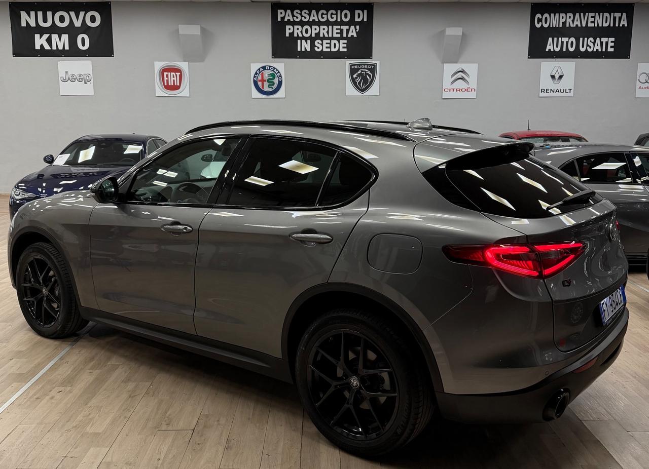 Alfa Romeo Stelvio 2.0 Turbo 200 CV AT8 Q4 B-Tech