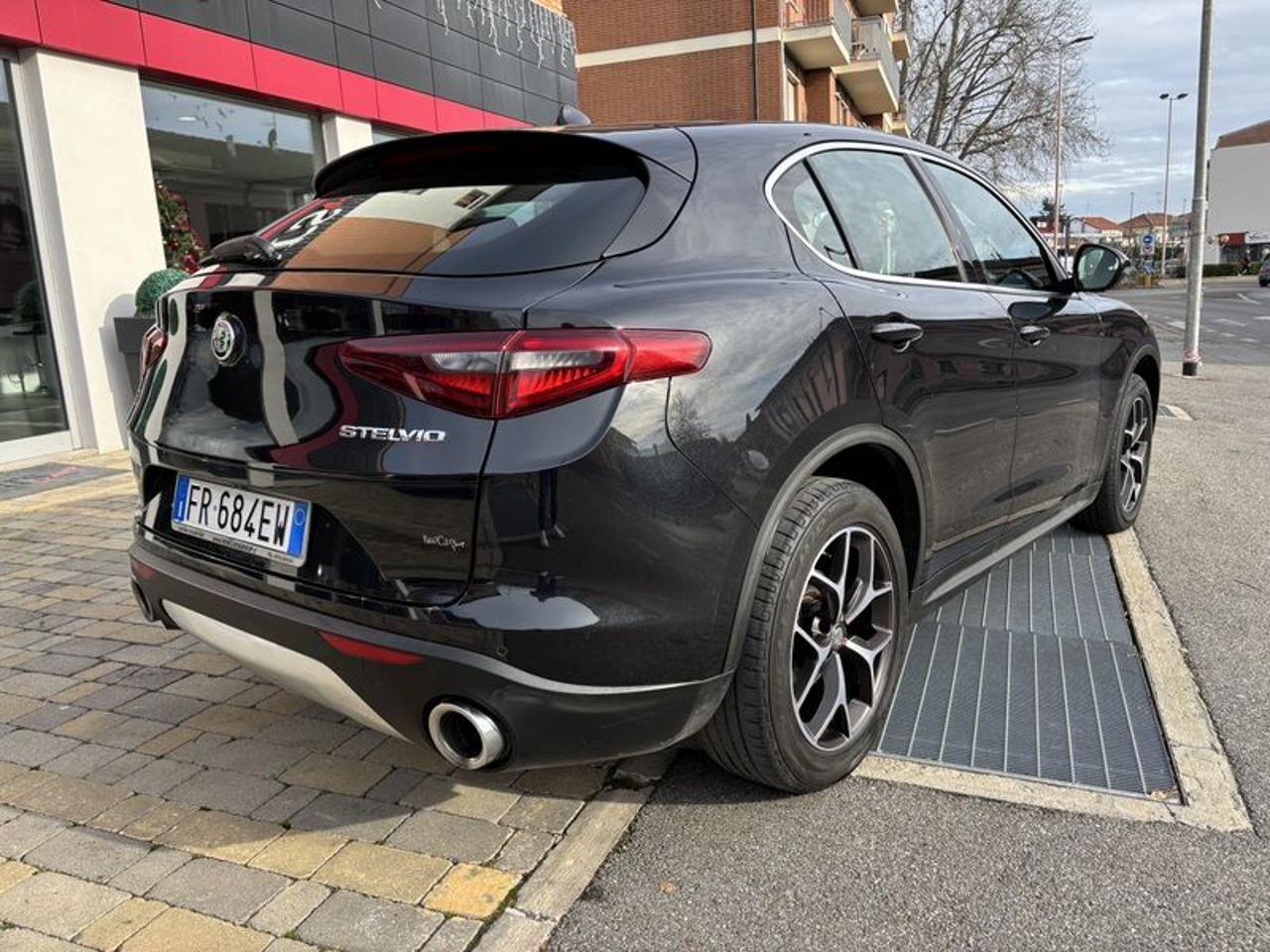 Alfa Romeo Stelvio 2.2 Turbodiesel 210 CV AT8 Q4 Executive