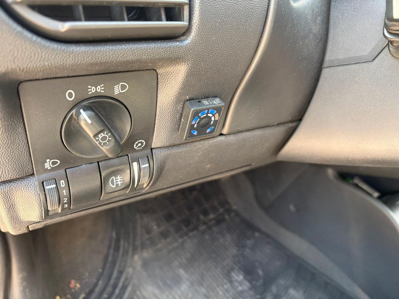 Opel Corsa 1.0i 12V cat 3 porte Club