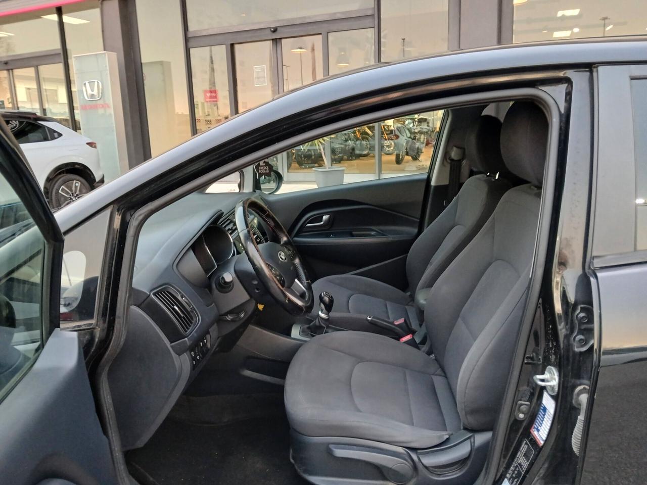 Kia Rio 1.1 CRDi 5p. Cool