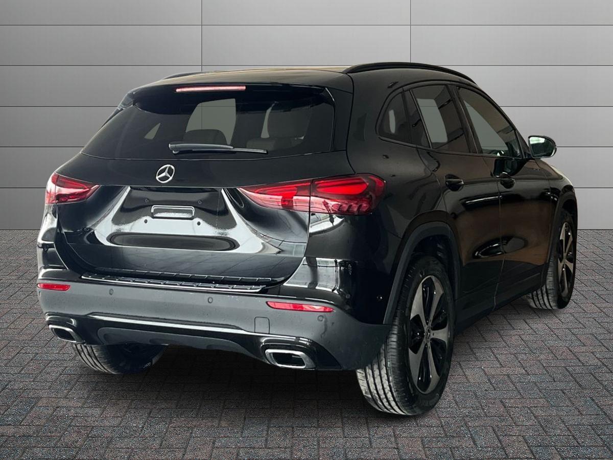 Mercedes-Benz GLA 200 d automatic