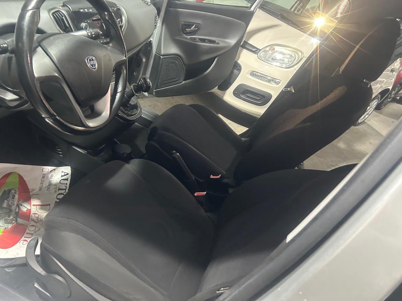 Lancia Ypsilon 1.2 69 CV 5 porte GPL