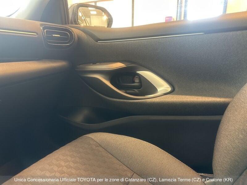 Toyota Yaris 1.5 Hybrid 5 porte Trend