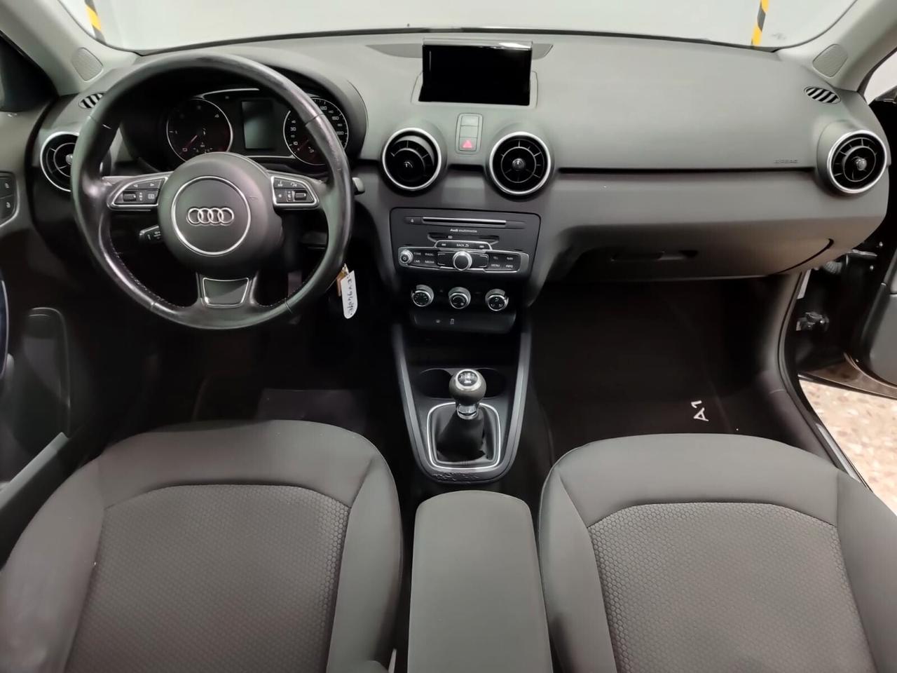 Audi A1 SPB 1.6 TDI 116 CV ( BICOLORE) SUPER PREZZO!!