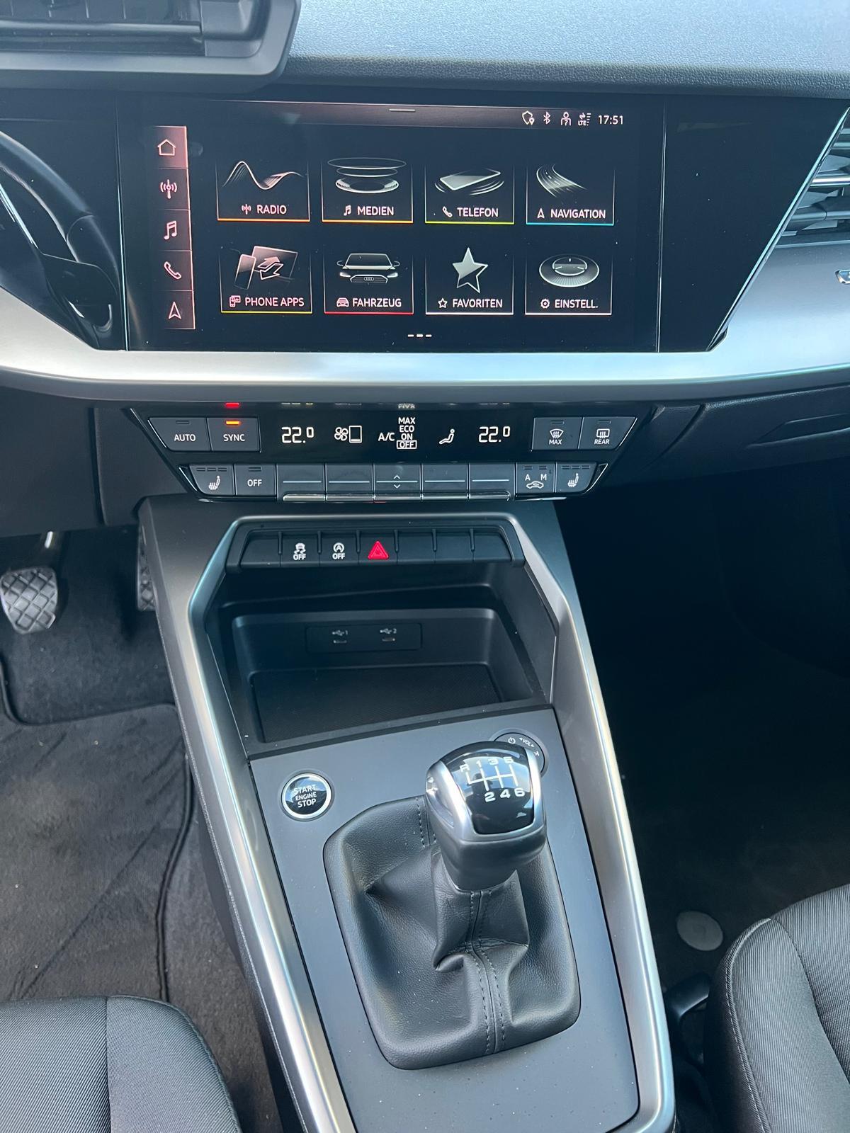 Audi A3 SPB 30 TDI S line edition