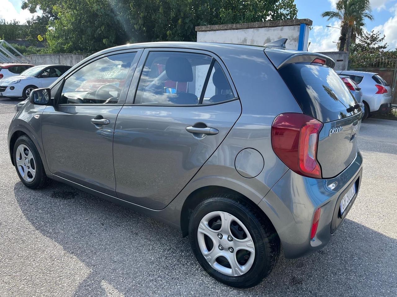 Kia picanto 1.0 benz-km 48000-full-2022