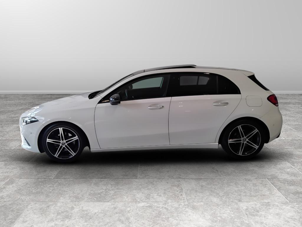 Mercedes-Benz Classe A - W177 2018 - A 180 d Sport Light auto