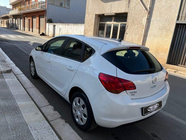 OPEL Astra 1.4B 100CV 5P Cosmo