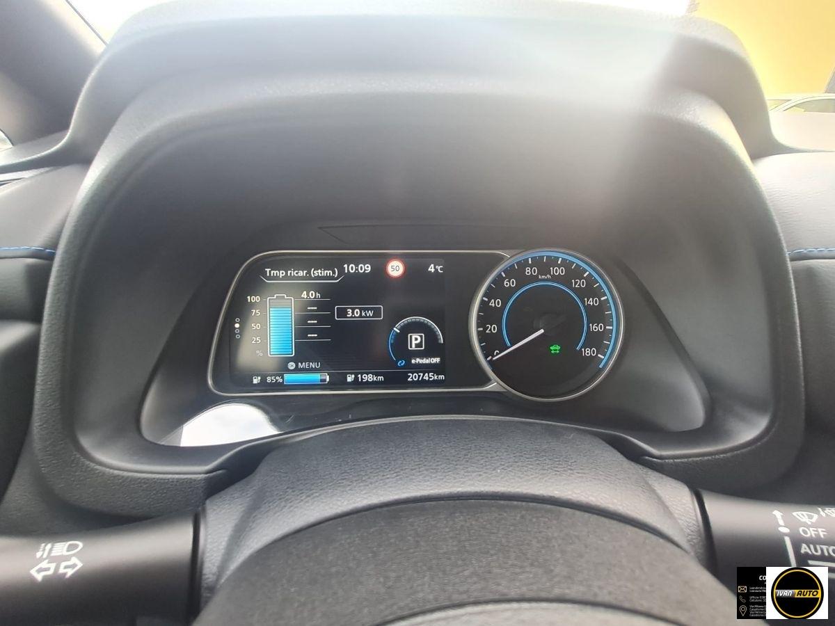 NISSAN Leaf Tekna 40 kWh-Elettrica-20.000 Km