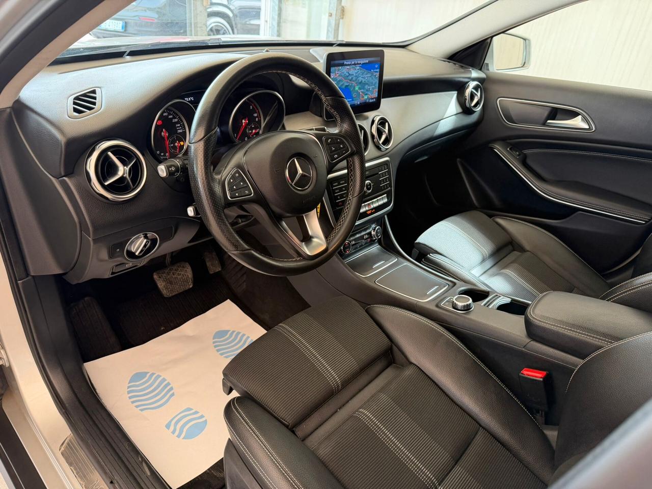 Mercedes-benz GLA 180 d Sport Restyling
