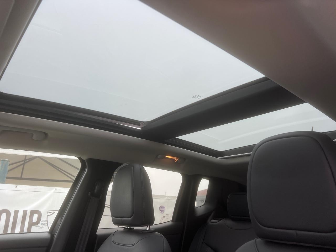 Jeep Renegade 1.4MultiAir 4WD-2015"TETTO APRIBILE"