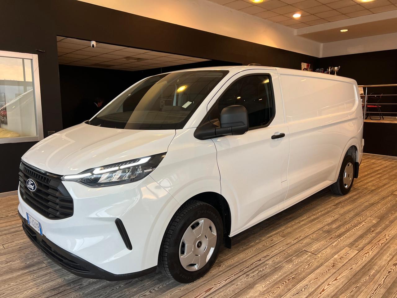 FORD TRANSIT CUSTOM PASSO LUNGO / UNICO PROPRIETARIO